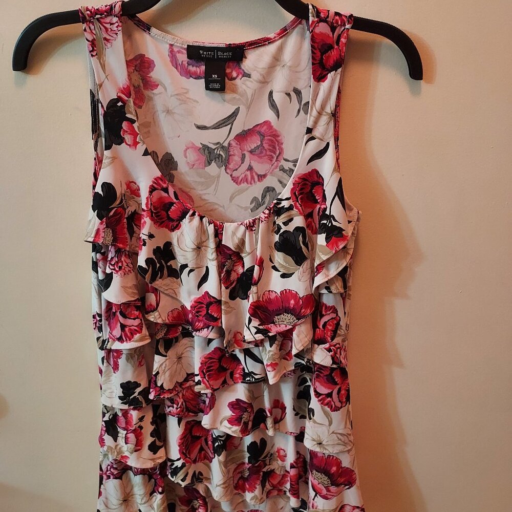 Floral flowy blouse